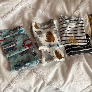 GUC lot of toddler boy pjs